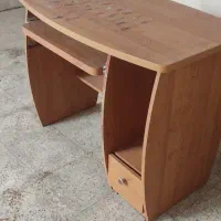 میز کامپیوتر درحد نو