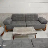 مبل راحتی و جلو مبلی