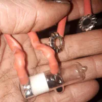 فیوز جیوه ای|صوتی و تصویری|قنوات, |دیوار