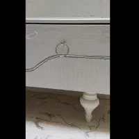 میز تیوی در حد نو