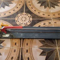 کاشی بر در حد نو|ابزارآلات|خرمآباد, |دیوار