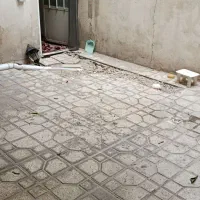 حیاط دربست