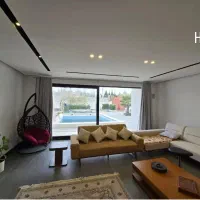 ارم ۱۰۰ متری
