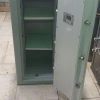 گاوصندوق ۳۵۰کیلویی کاوه اصل درحد نو|ابزارآلات|تهران, آهنگ|دیوار