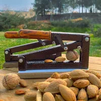 بادام و گردو شکن مخصوص اپارتمان