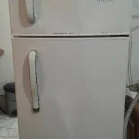 یخچال 12 فوت ایستکول موتور قدیم سالم و تمیز