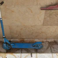 اسکوتر|دوچرخه، اسکیت، اسکوتر|آفتاب, |دیوار