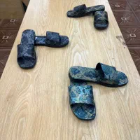 حراج صندل‌زنانه رنگ‌بندی‌