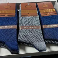 مقداری زیرپوش جوراب مردانه و زنانه و بچه گانه نو|حراج|اسلام‌شهر, زرافشان|دیوار