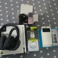 موبایل اندروید و تعدادی لوازم جانبی گوشی مثل هدست|موبایل|کرج, شهرک اوج|دیوار