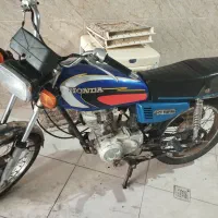موتورسیکلت به پر