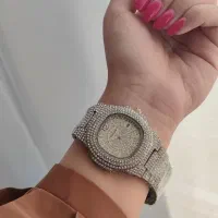 ساعت فول نگین والار بسیار شیک و تمیز