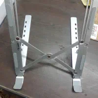 نگهدارنده لبتاپ و تبلت