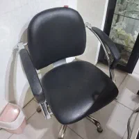 تعدادی وسایل ارایشگاه