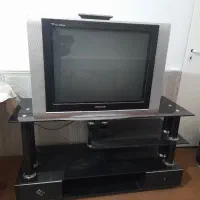 تلویزیون ومیز