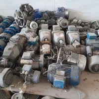 ۳۰۰عدد پالت موزاییک و۶۰ عدد دینام و گیربکس حلزونی|ابزارآلات|خمینی‌شهر, |دیوار