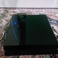 پلی‌استیشن 4 فت 500GB کارکرده تمیز همراه ۲ دسته
