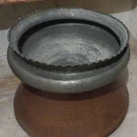 دیگ مسی و قلخیزان