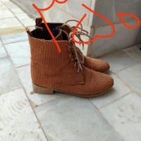 کفش|کیف، کفش، کمربند|میبد, |دیوار