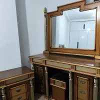 میز آرایش و پا تختی