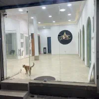 مغازه ۸۰ متری درپیروزی|اجارهٔ مغازه و غرفه|مشهد, صیاد شیرازی|دیوار