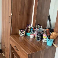 کمد و میز ارایش