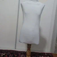 مانکن لباس بچه گانه - بالاتنه پایه چوبی
