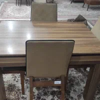 میز ناهارخوری