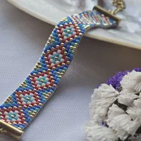 دستبند گل آبی