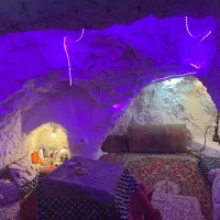 غار-تنهایی-خانه-اجاره-ای