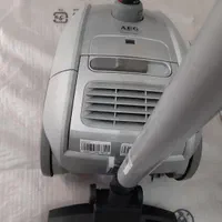 **جارو برقی AEG اصل آلمان2000وات  **|جاروبرقی، جارو شارژی، بخارشو|اصفهان, شهرک کاوه|دیوار