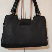 کیف مشکی|کیف، کفش، کمربند|پرند, فاز ۶|دیوار