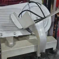 کالباس بر صنعتی چرخ.گوشت بزرگ صنعتی مشابه نو|کافی‌شاپ و رستوران|مسجد سلیمان, |دیوار