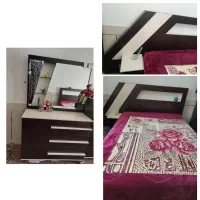 تخت خواب ۲نفره،و میز ارایشی