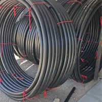 اپراتور لوله دستگاه لوله پلی اتیلن