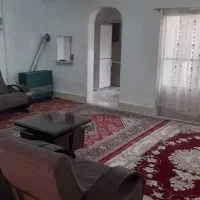 اجاره ی ویلایی دربست و پارکینگ دار