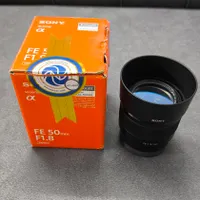 لنز 50 میلیمتر سونی f 1.8