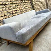 تولیدی و تعمیرات مبلمان دلینا