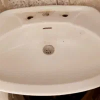 روشویی پایه دار