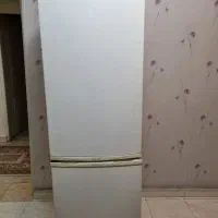 یخچال سالم در حد نو فروش فوری