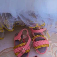 لباس بچه|کفش و لباس بچه|خاش, |دیوار