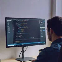 خدمات تخصصی نرم‌افزار و اتوماسیون صنعتی و تجاری