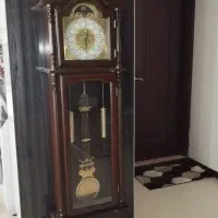 ساعت ایستاده چوبی