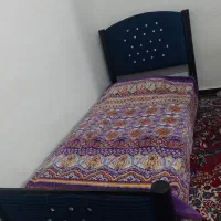 تختخواب فلزی