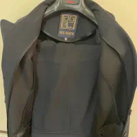 تعدادی لباس زنانه|لباس|بابل, |دیوار