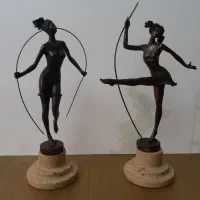 مجسمه بندباز دختر برنز