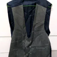 تعدادی جلیقه کت شلوار|لباس|دورود, |دیوار