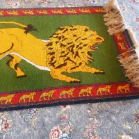 قالی دست باف زرع ونیم (یک متر در یک ونیم )