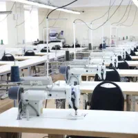 خیاط و کارگر ساده