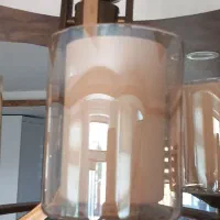 لوستر تازه و تمیز|لوستر و چراغ آویز|تولم شهر, |دیوار